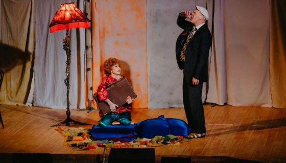 Спектакль «Любовь и голуби»