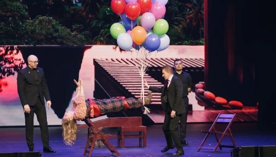 Шоу иллюзионистов Juggler «Удивительные истории»