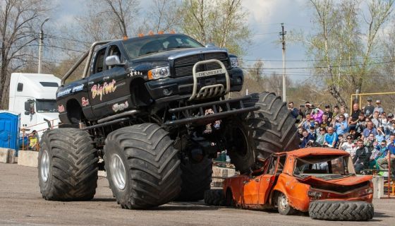 Шоу каскадеров Геннадия Кочерга, Михайловск